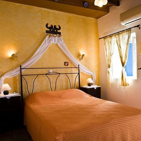 Pepi'S Rooms Triovasálos Екстериор снимка