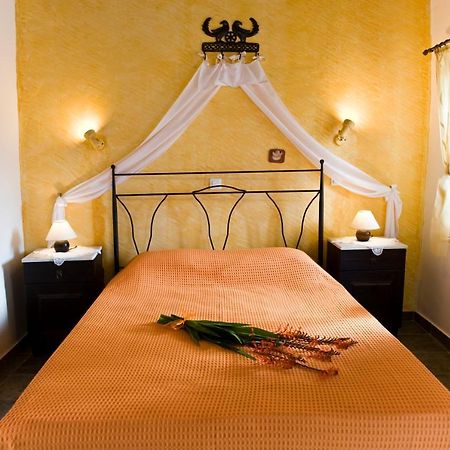 Pepi'S Rooms Triovasálos Екстериор снимка