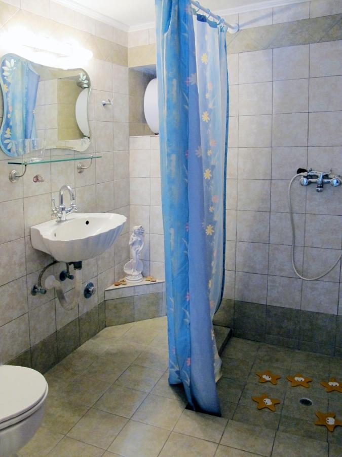Pepi'S Rooms Triovasálos Екстериор снимка