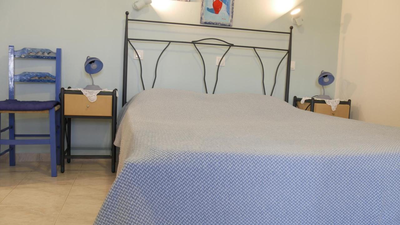 Pepi'S Rooms Triovasálos Екстериор снимка