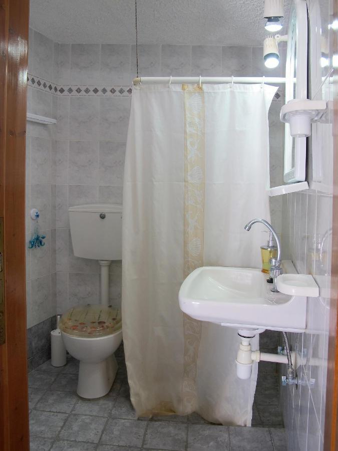 Pepi'S Rooms Triovasálos Екстериор снимка