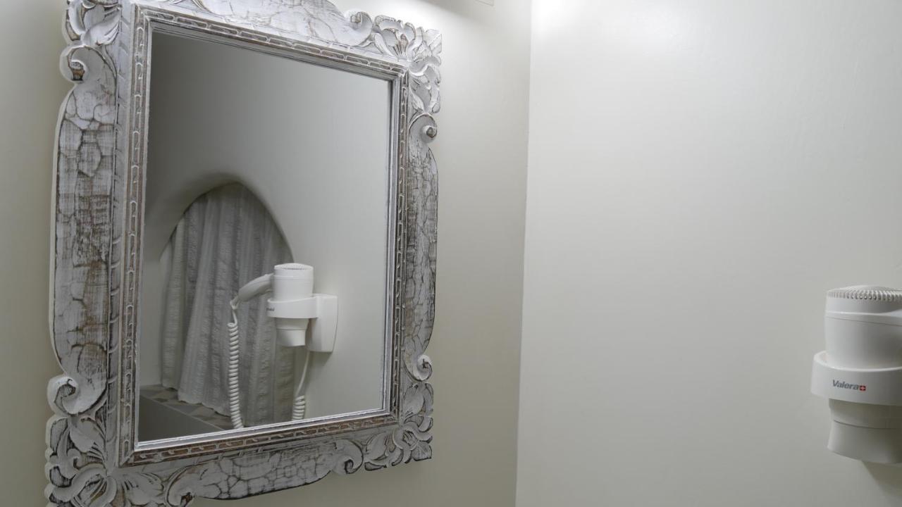 Pepi'S Rooms Triovasálos Екстериор снимка