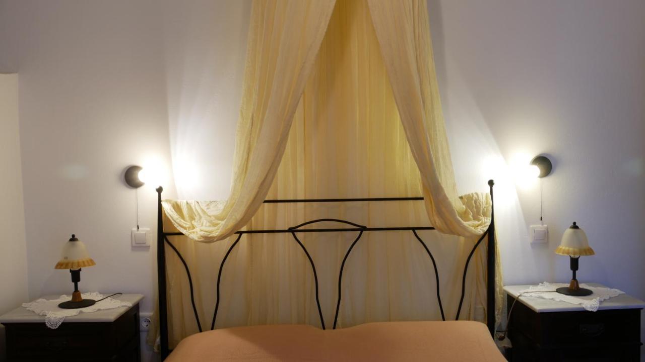 Pepi'S Rooms Triovasálos Екстериор снимка