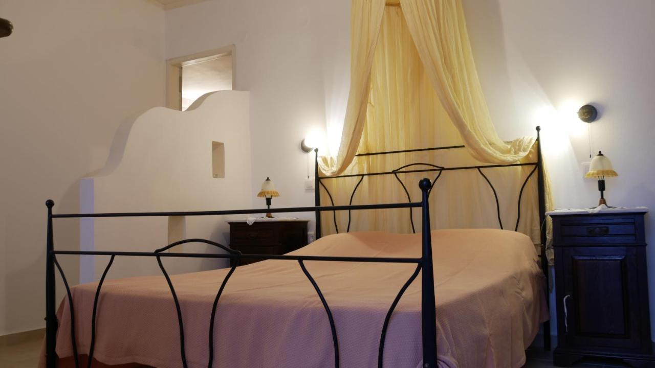 Pepi'S Rooms Triovasálos Екстериор снимка